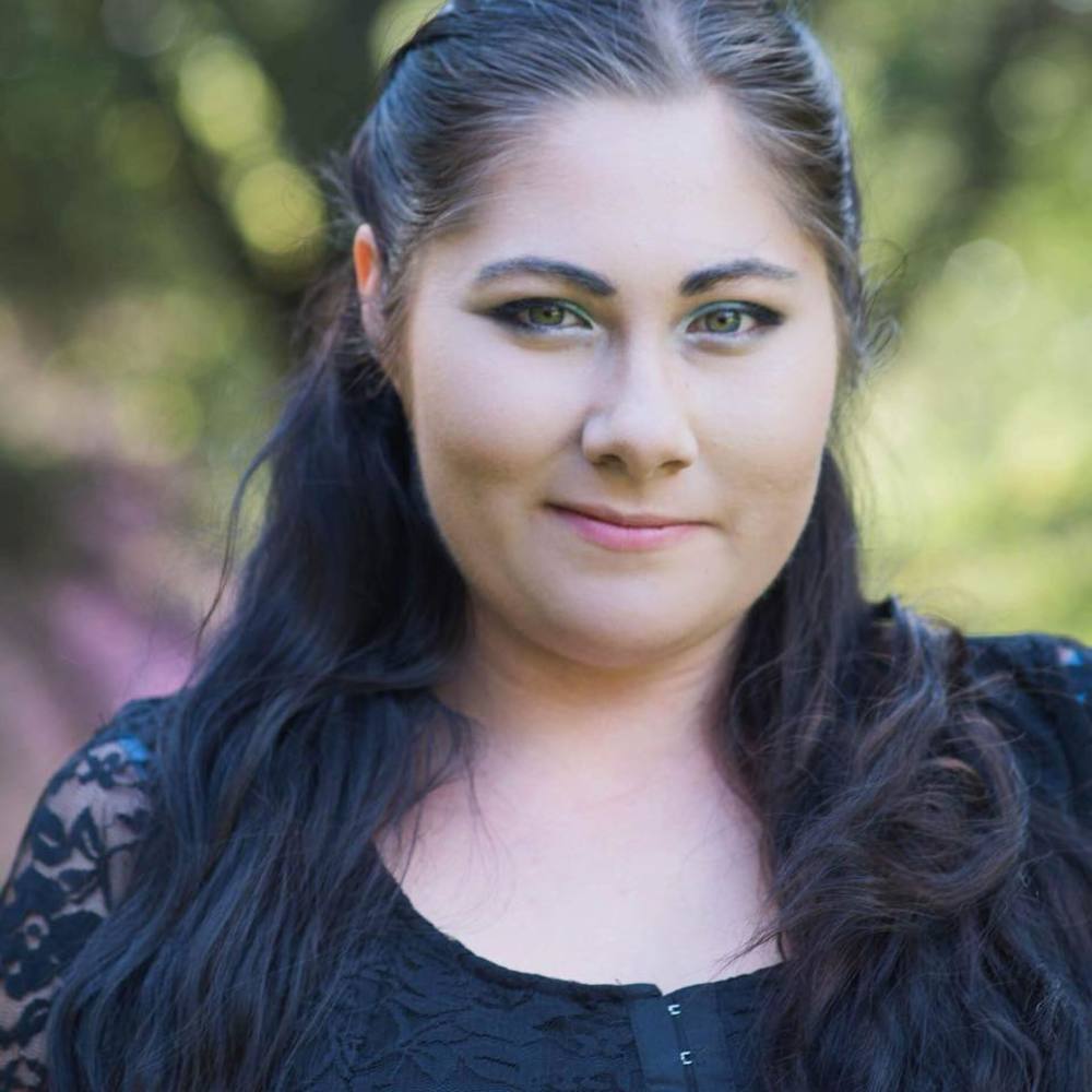 Meet your Posher, Abby